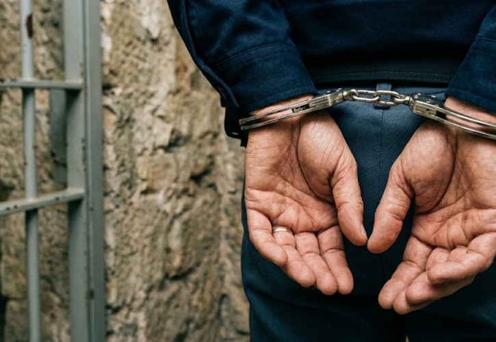 Arrestato 17enne di Pescara: sventato piano per attacco a scuola