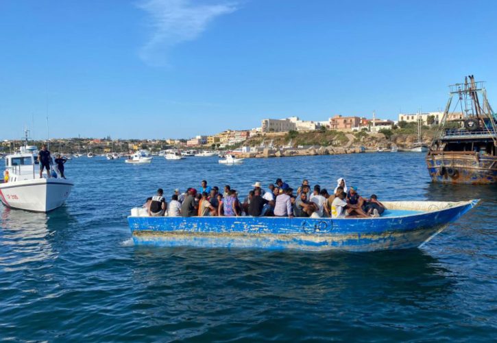 Il Nuovo Disegno di Legge sull’Immigrazione: Blocco Navale e Altre Misure
