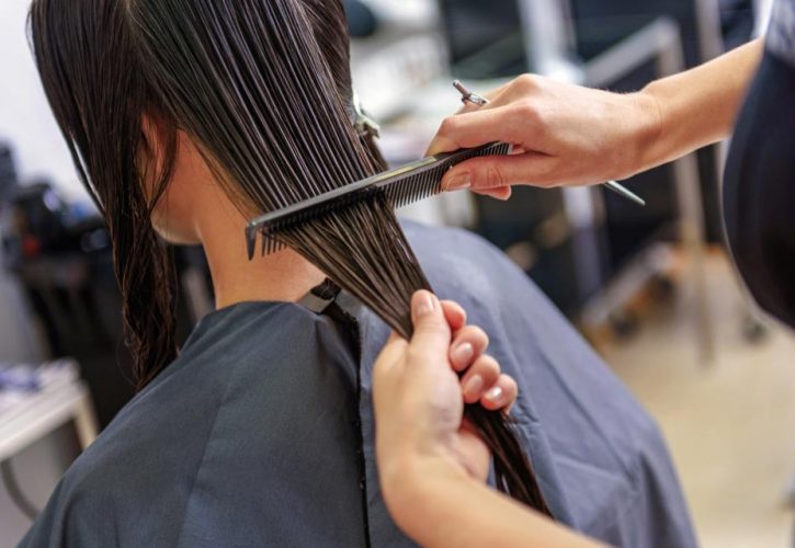 Tagliare i Capelli: Quando le Stelle Influiscono sulla Tua Chioma