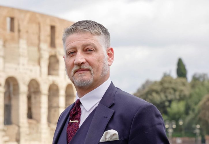 Crisi allo Staff del Ministro della Cultura: Tra Avvicendamenti e Polemiche