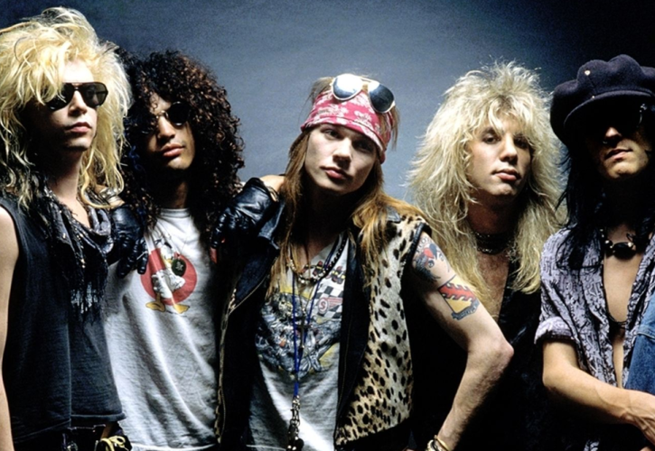 Guns N’ Roses: la band maledetta del rock svelata da Ken Paisli