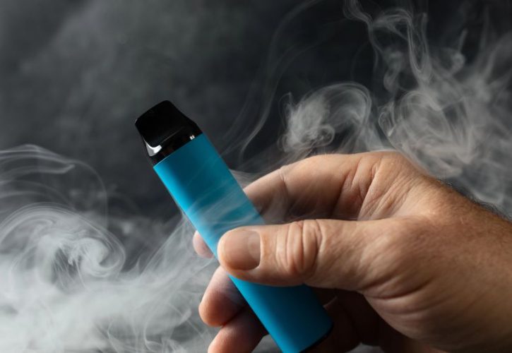Sigarette elettroniche e tabacco riscaldato: la nuova sfida europea per liberare i giovani dalla nicotina entro il 2040