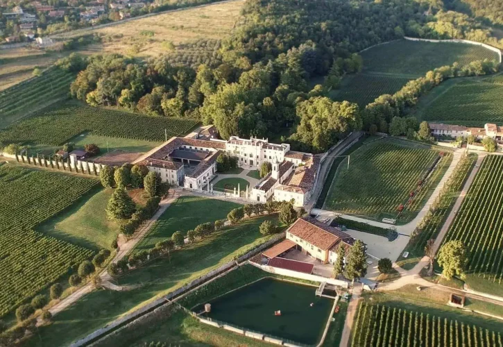 Tenuta Santa Maria di Gaetano Bertani: Tradizione e Innovazione nei Vini Veronesi