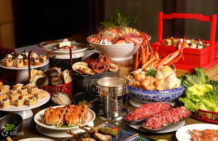 Una Crociera Gourmet: Un Viaggio di Tentazioni Culinarie