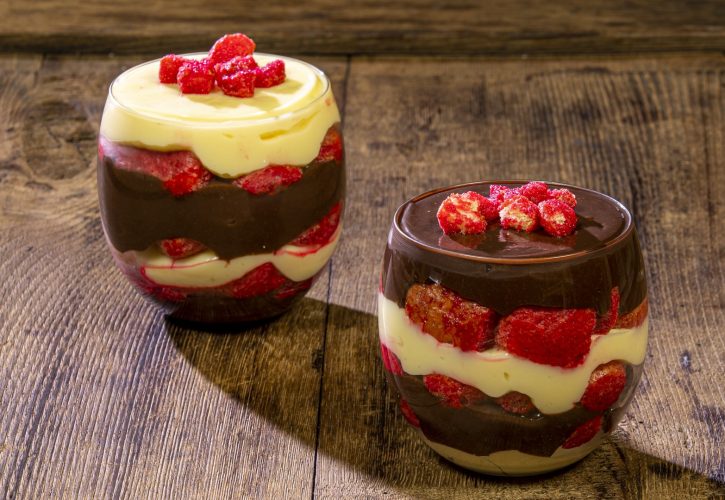Zuppa Inglese: Un Dolce Italiano di Tradizione Misteriosa