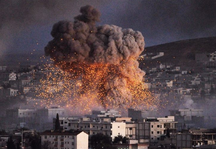 Israele Bombarda la Siria: Cresce la Tensione con gli Stati Uniti