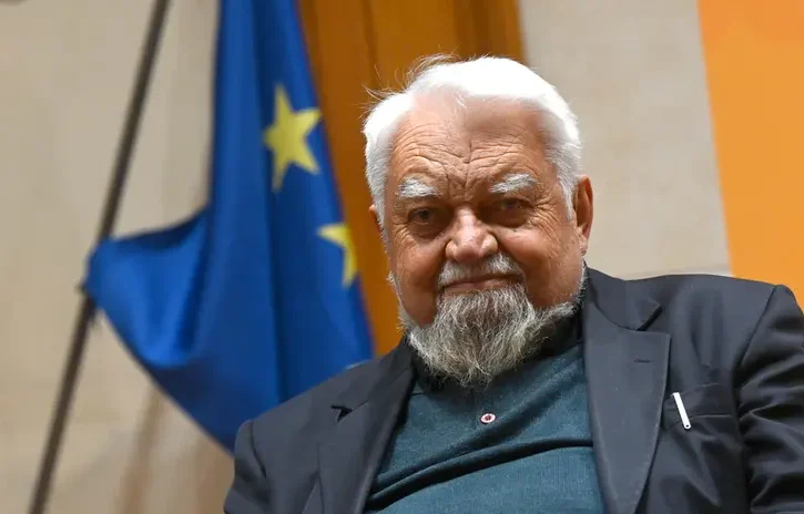 Addio a Enzo Bianchi, fondatore della Comunità monastica di Bose